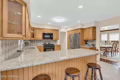 296 Betsy Ross Drive, Freehold, NJ 07728 - Photo 15