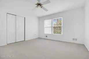 296 Betsy Ross Dr, Freehold, NJ 07728 - Photo 35