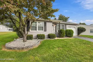 16 Hummingbird Ln, Manchester Township, NJ 08759 - Photo 5