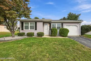 16 Hummingbird Ln, Manchester Township, NJ 08759 - Photo 3