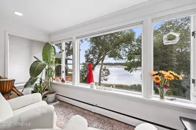 646 S Riverside Drive, Neptune Township, NJ 07753 - Photo 7