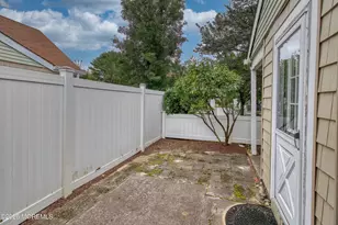 817A Liverpool Cir, Manchester Township, NJ 08759 - Photo 9
