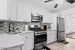 20 Highland Ave, Keansburg, NJ 07734 - Photo 3