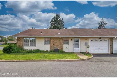 32D Yorkshire Court #D, Manchester Township, NJ 08759 - Photo 3