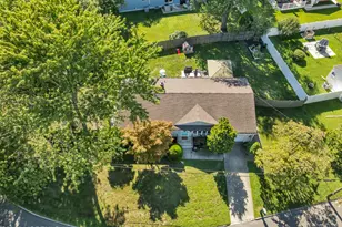 22 Roberts Dr, Neptune Township, NJ 07753 - Photo 3