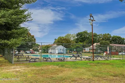 848 Shannon Court, Brick, NJ 08724 - Photo 17
