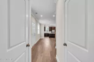 20 Theater Dr, Wall Township, NJ 07753 - Photo 15