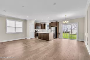 20 Theater Dr, Wall Township, NJ 07753 - Photo 7