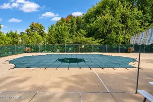 413 Oak Knoll Dr, Manalapan Township, NJ 07726 - Photo 35