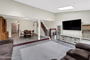 413 Oak Knoll Dr, Manalapan Township, NJ 07726 - Photo 11