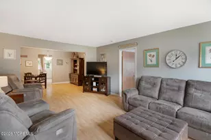 105 Waterfront Dr, Brick, NJ 08724 - Photo 5