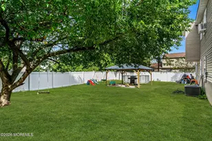 1201 Middlesex St, Toms River Township, NJ 08757 - Photo 9