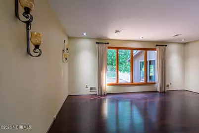 9 Jill Drive, Holmdel, NJ 07733 - Photo 5
