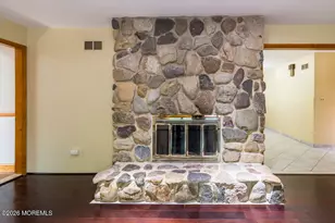 9 Jill Dr, Holmdel, NJ 07733 - Photo 19