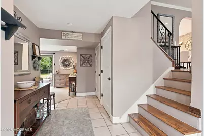 11 Stratford Drive, Manalapan Township, NJ 07726 - Photo 5