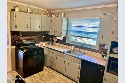 9 Orchard Avenue E, Holmdel, NJ 07733 - Photo 3
