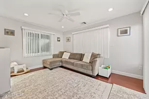 22 Knox Ln, Englishtown, NJ 07726 - Photo 11