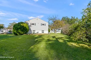 7 Kentucky Dr, Hazlet Township, NJ 07730 - Photo 33
