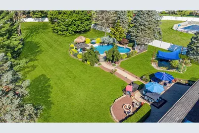 828 Waterworks Road, Freehold, NJ 07728 - Photo 31