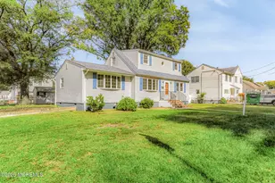 101 5th St, Hazlet Township, NJ 07734 - Photo 11