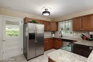 24 Norwood Dr, Toms River Township, NJ 08755 - Photo 13