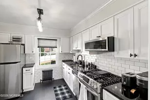 22 Pinckney Rd, Red Bank, NJ 07701 - Photo 13