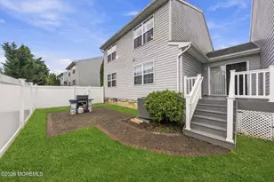 39 Hummingbird Ct, Marlboro Township, NJ 07746 - Photo 43