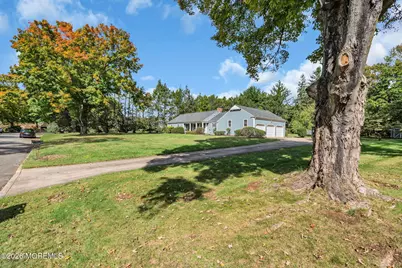 8 N Point Drive, Colts Neck Township, NJ 07722 - Photo 5