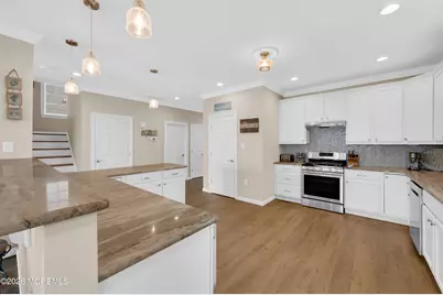 412 6th Avenue, Ortley Beach, NJ 08751 - Photo 9