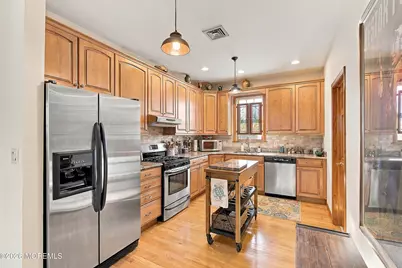 207 Parkway, Point Pleasant Beach, NJ 08742 - Photo 17