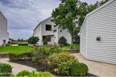 9 Bridgewaters Drive #8, Oceanport, NJ 07757 - Photo 3