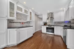 9 Bridgewaters Dr, Oceanport, NJ 07757 - Photo 33