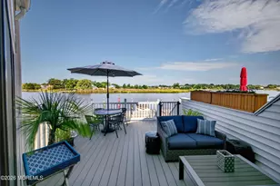 9 Bridgewaters Dr, Oceanport, NJ 07757 - Photo 23