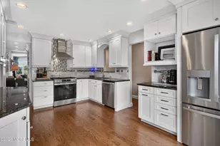 9 Bridgewaters Dr, Oceanport, NJ 07757 - Photo 31