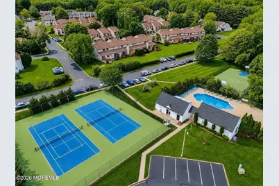 324 Oak Knoll Drive, Manalapan Township, NJ 07726 - Photo 27