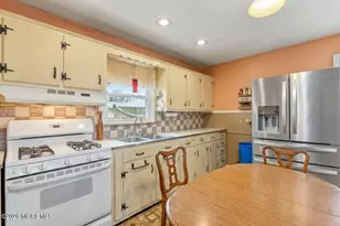 371 Sweetbriar St, Keyport, NJ 07735 - Photo 11