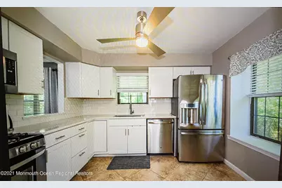 24 Balmoral Court, Matawan, NJ 07747 - Photo 1