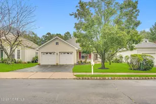 19 Goldenedge Way, Lakewood, NJ 08701 - Photo 1