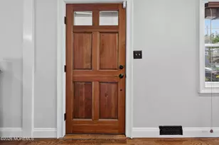 61 Alameda Ct, Shrewsbury, NJ 07702 - Photo 9