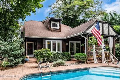 85 Valley Avenue, Highlands, NJ 07732 - Photo 1
