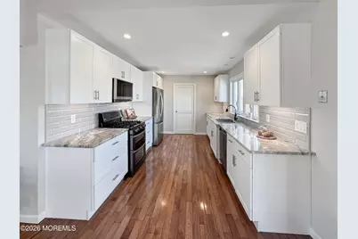 318 Bayshore Drive, Barnegat, NJ 08005 - Photo 11