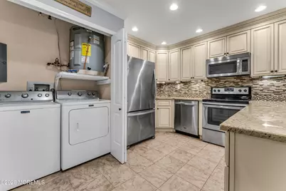 16 Medford Court, Red Bank, NJ 07701 - Photo 7