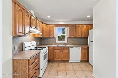 806 Fischer Boulevard, Toms River Township, NJ 08753 - Photo 17
