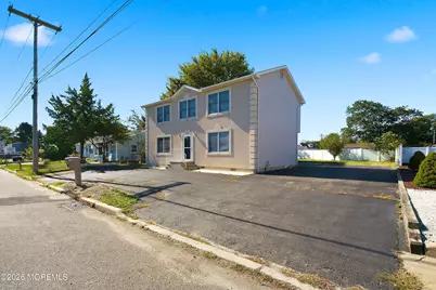 806 Fischer Boulevard, Toms River Township, NJ 08753 - Photo 33
