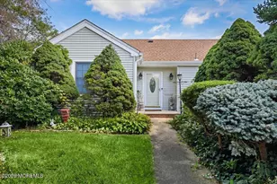 36A Dag Hammarskjold Blvd, Freehold, NJ 07728 - Photo 11