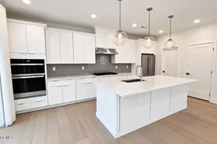 106 Mustang Dr, Manalapan Township, NJ 07726 - Photo 7
