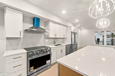 801 Main Street #C2, Avon by the Sea, NJ 07717 - Photo 11