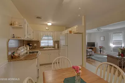 185 D Laurel Place, Whiting, NJ 08759 - Photo 3