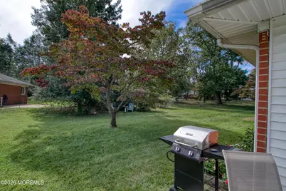 185 D Laurel Place, Whiting, NJ 08759 - Photo 17