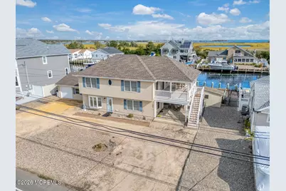 1136 Laurel Blvd Boulevard, Lanoka Harbor, NJ 08734 - Photo 11